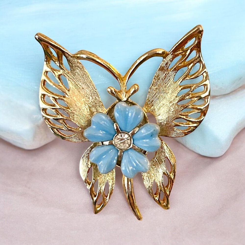 🦋 Lovely Vintage Butterfly Brooch 🦋
